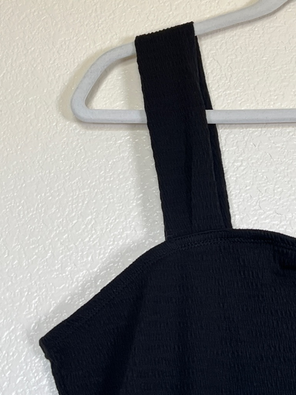 HEIMISH USA Black Textured Square-Neck Tank Top, NWOT - Picture 3 of 5